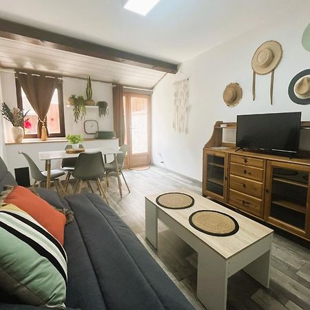 Ferienwohnung Au Pied Des Remparts 10 Rue Saint Jean Villefranche-de-Conflent Exterior foto